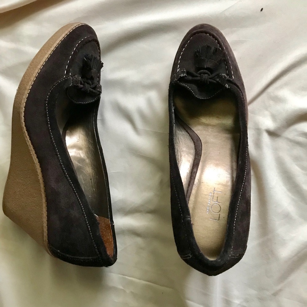 Loft wedges pumps